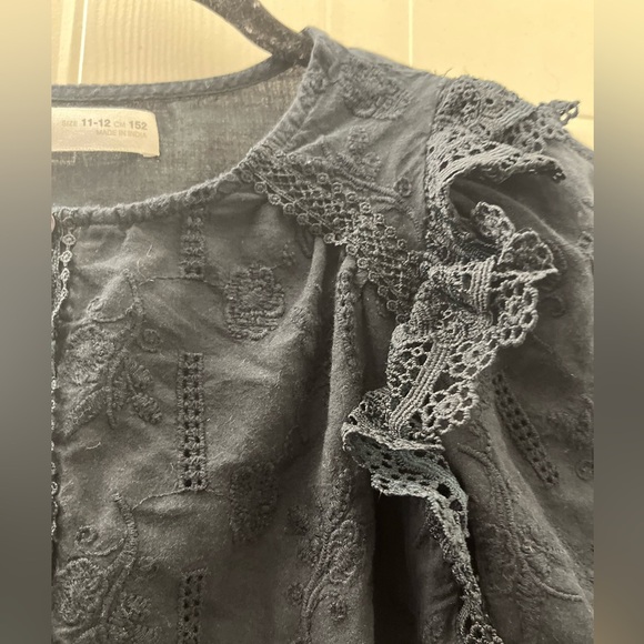 Zara Girls Black embroidered Blouse - Picture 4 of 13